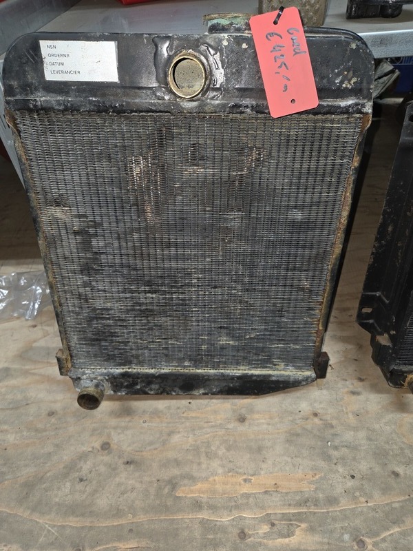 Nekaf Radiateur gebruikt redenlijke staat